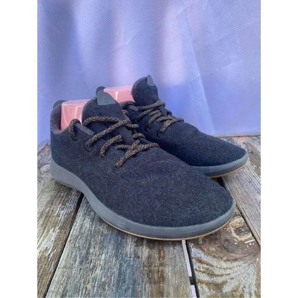 Allbirds Merino Wool Runners Men’s Sz 10 Charcoal Gray Sneakers Lace-Up Comfort